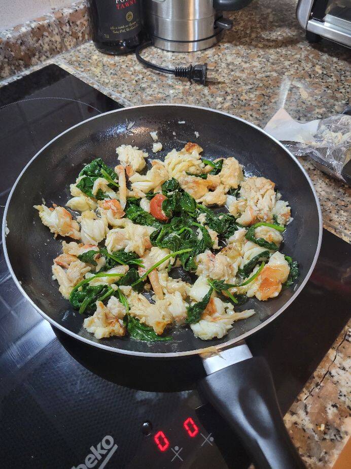 Attached picture Lobster -spinach omelett.jpg